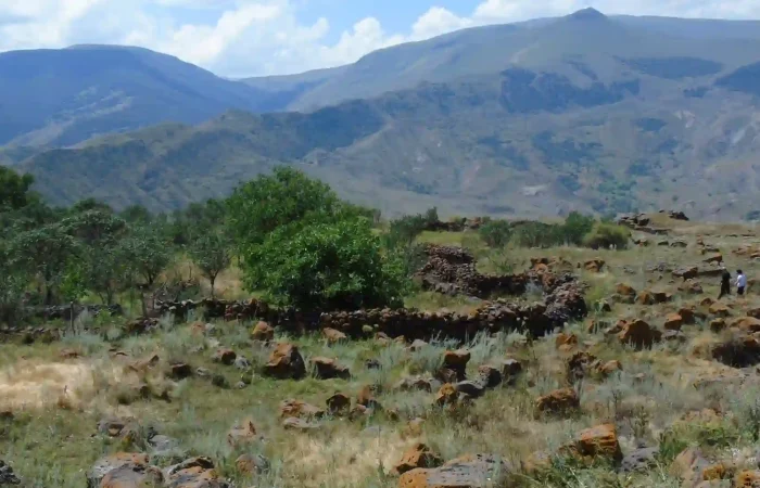 Ancient History Tour at the Saro megalithic ruins.