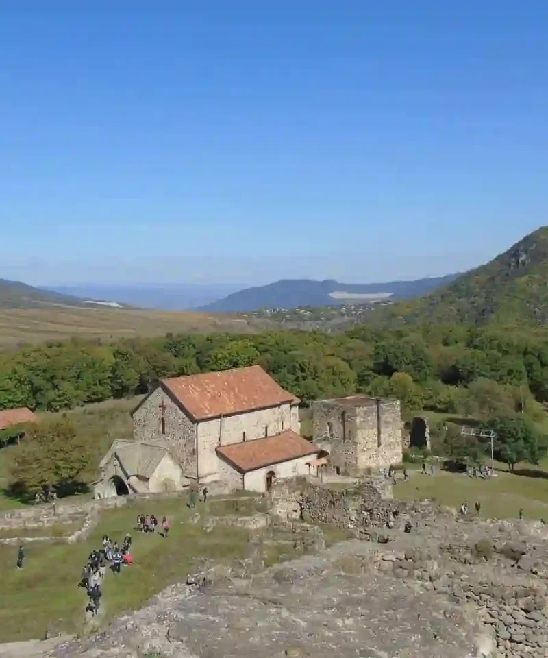 Tourists exploring the ancient temple and fortress in Dmanisi - Day trip Dmanisi from Tbilisi