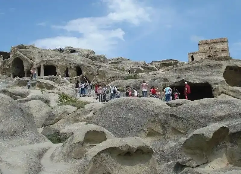 Detailed stone carvings of the VI-IV centuries in Uplistsikhe complex