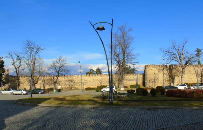 Telavi, one of the streets, King's Palace, view of the fence